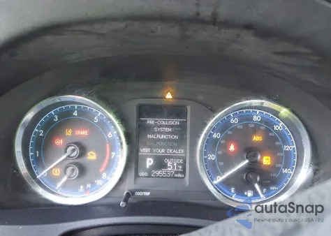 2018 Toyota Corolla Le z USA, uszkodzony, nr VIN 2T1BURHE7JC050709